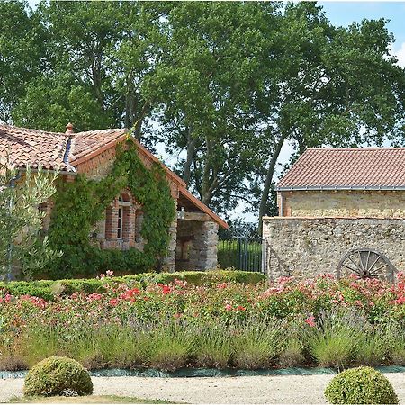 B&B Domaine De La Corbe Bournezeau Экстерьер фото