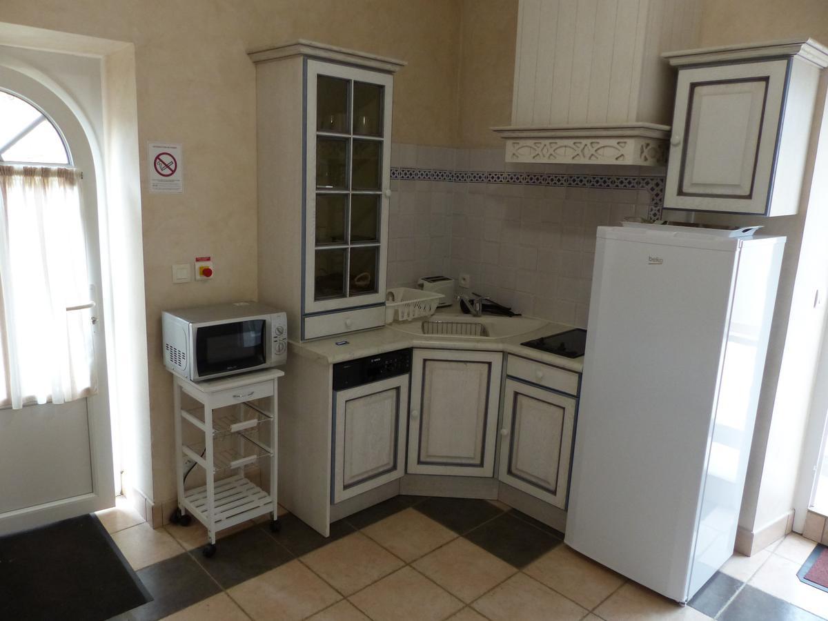 B&B Domaine De La Corbe Bournezeau Экстерьер фото
